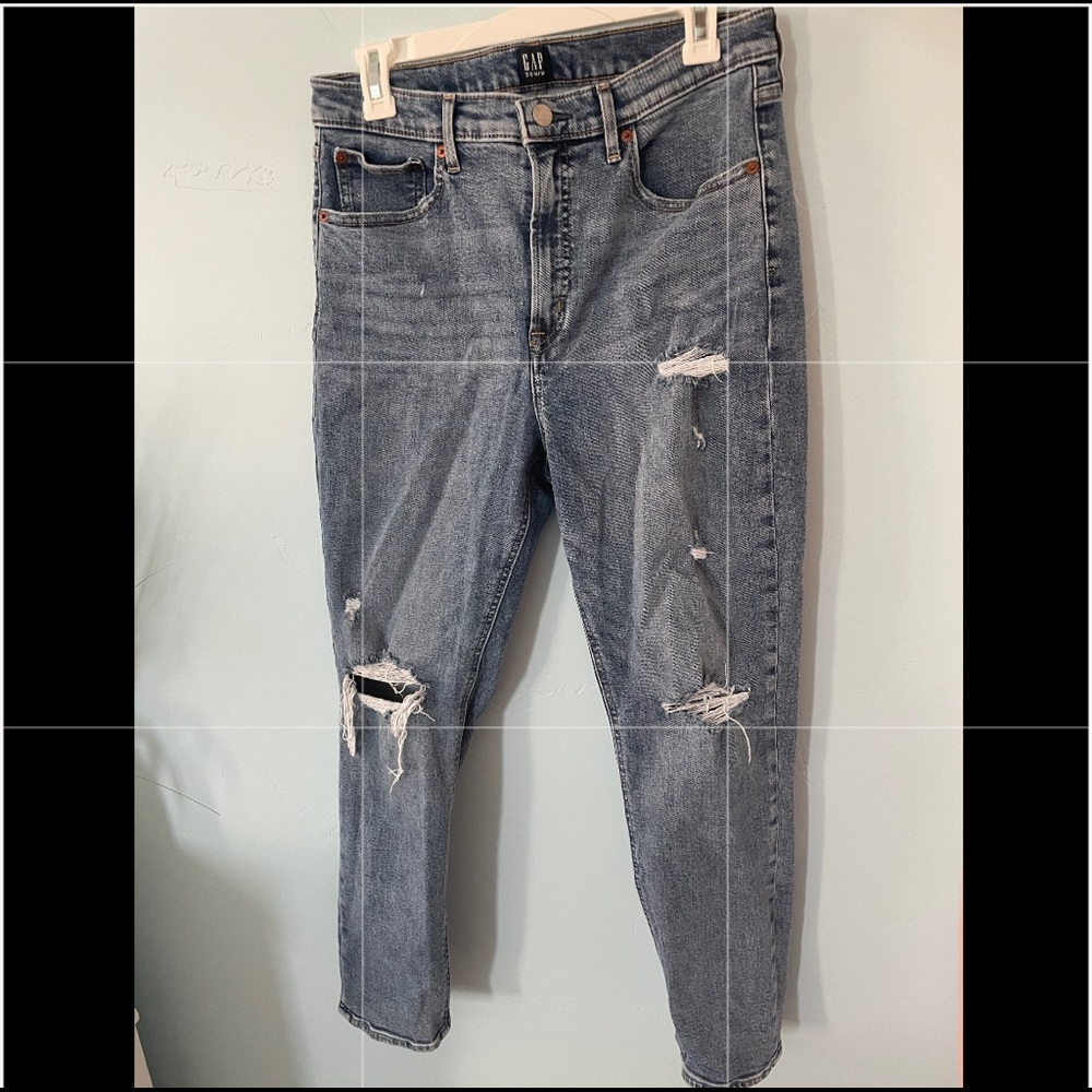 GAP Cigarette Style Medium Wash Jeans